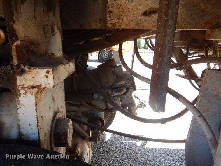 image for item DS8151 1986 Ingersoll Rand MW175  milling machine