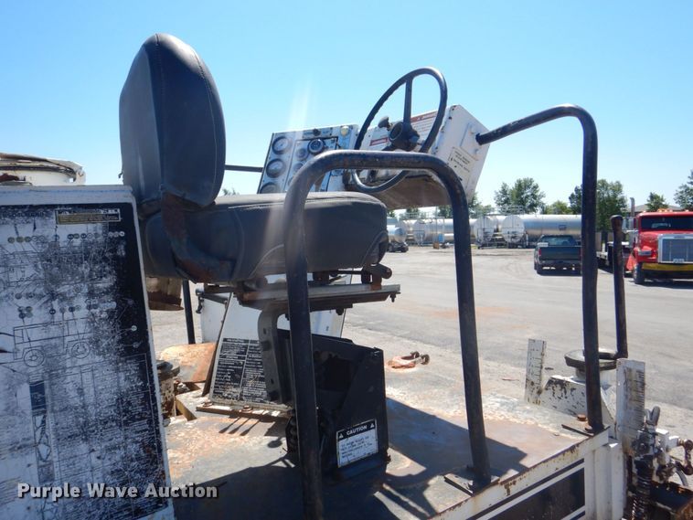 image for item DS8151 1986 Ingersoll Rand MW175  milling machine