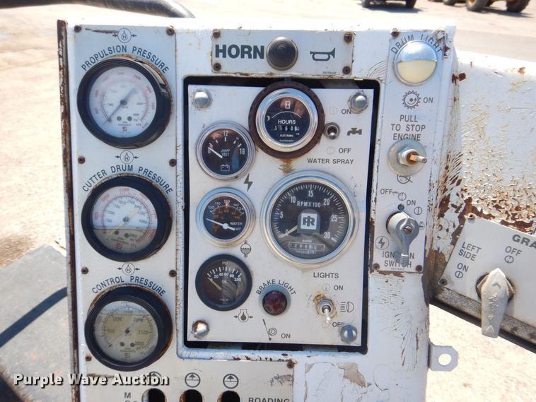 image for item DS8151 1986 Ingersoll Rand MW175  milling machine