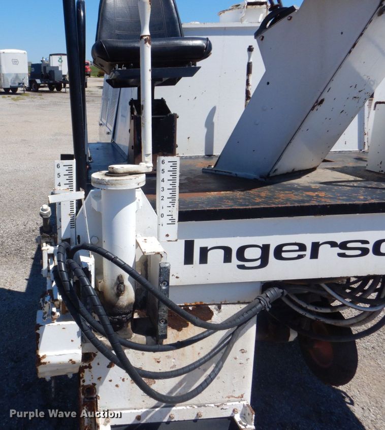 image for item DS8152 1986 Ingersoll Rand MW175  milling machine