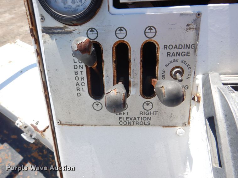 image for item DS8152 1986 Ingersoll Rand MW175  milling machine