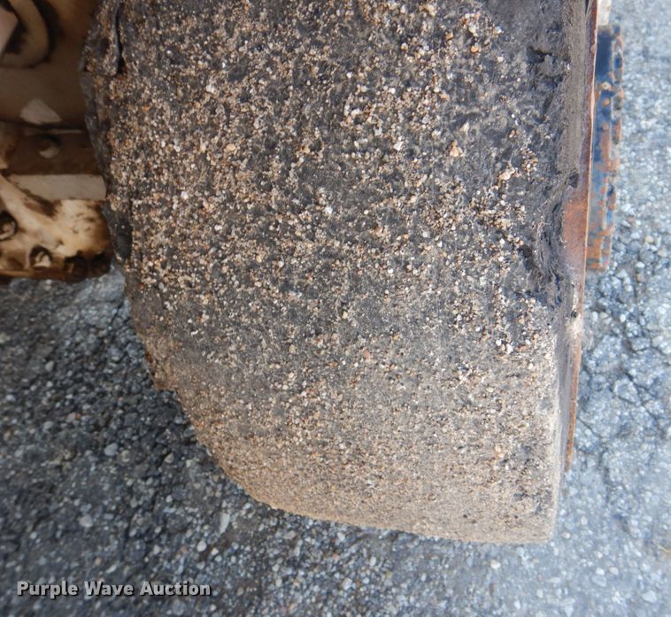 image for item DS8152 1986 Ingersoll Rand MW175  milling machine