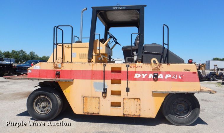image for item DS8154 1999 Dynapac CP271  pneumatic roller