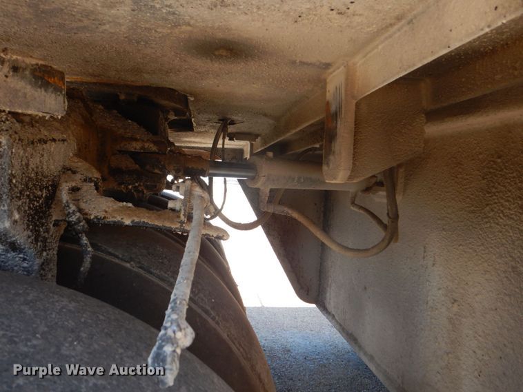 image for item DS8154 1999 Dynapac CP271  pneumatic roller