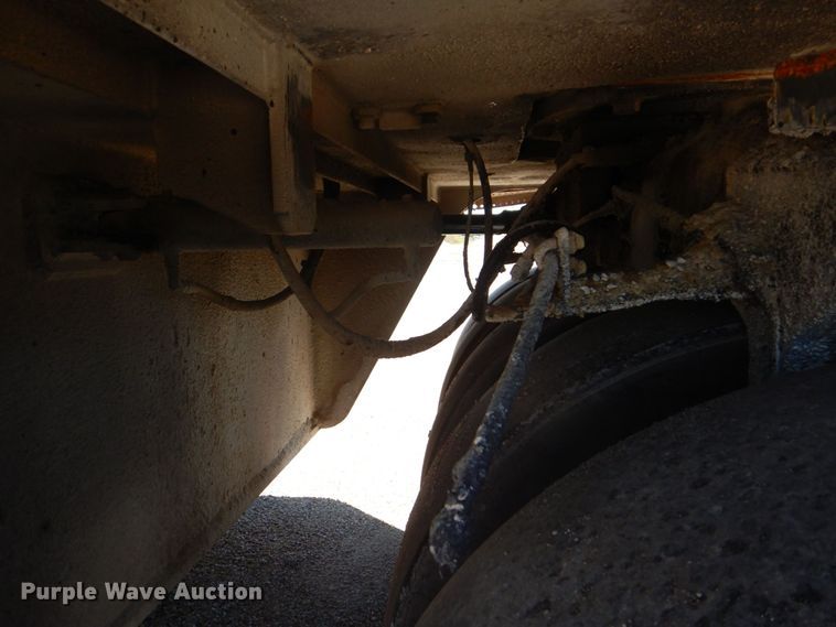 image for item DS8154 1999 Dynapac CP271  pneumatic roller