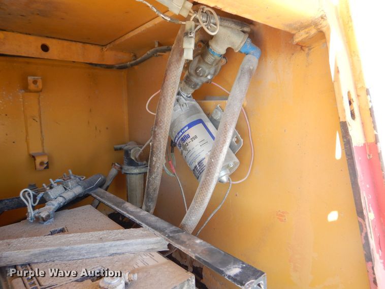 image for item DS8154 1999 Dynapac CP271  pneumatic roller