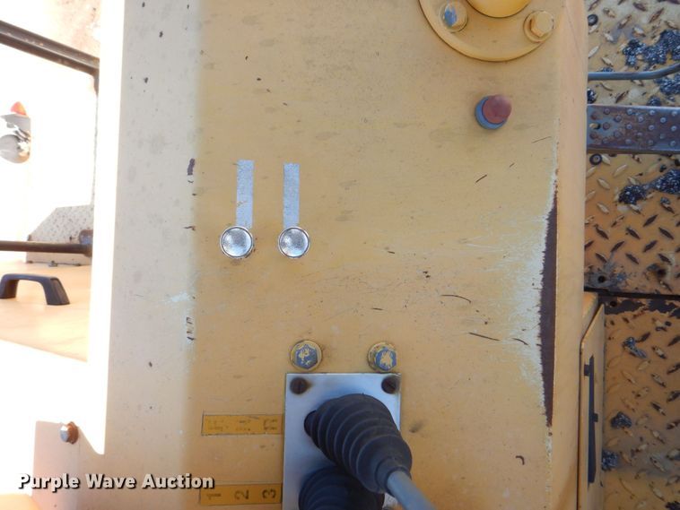 image for item DS8154 1999 Dynapac CP271  pneumatic roller