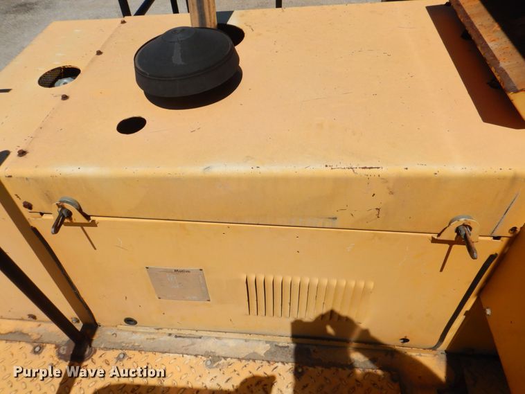 image for item DS8154 1999 Dynapac CP271  pneumatic roller