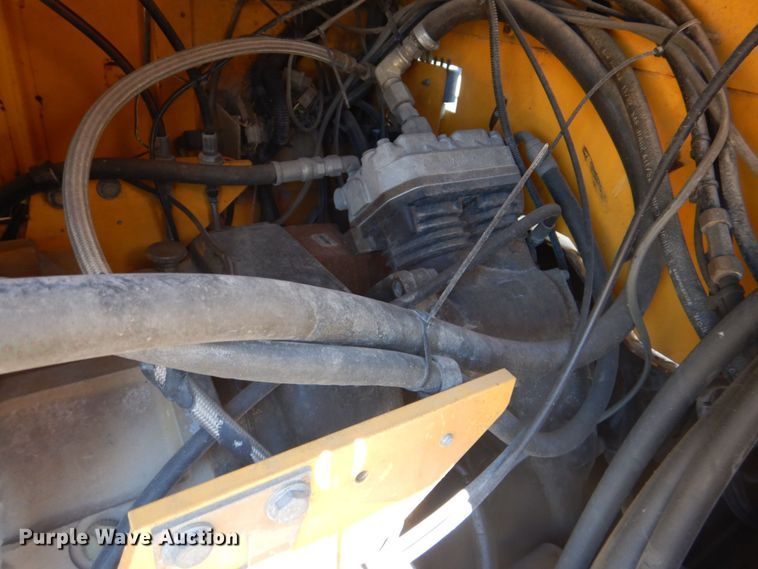 image for item DS8154 1999 Dynapac CP271  pneumatic roller