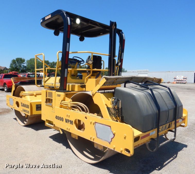 image for item DS8155 2003 Sakai SW850  double drum vibratory roller