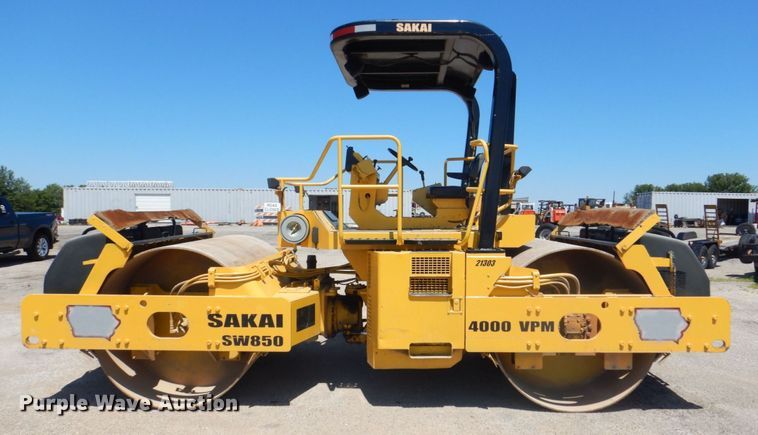 image for item DS8155 2003 Sakai SW850  double drum vibratory roller