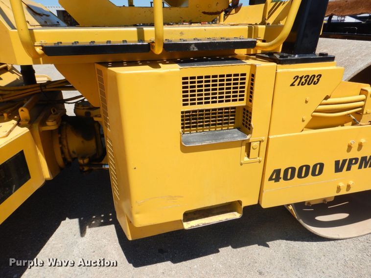 image for item DS8155 2003 Sakai SW850  double drum vibratory roller