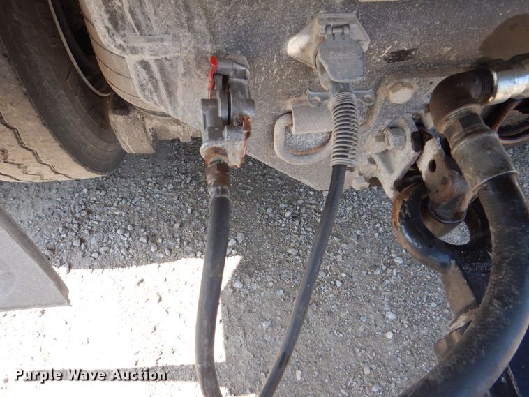 image for item DS8159 1993 Cornhusker  end dump pup trailer