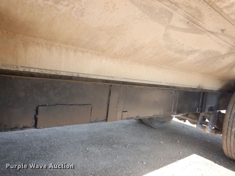 image for item DS8159 1993 Cornhusker  end dump pup trailer