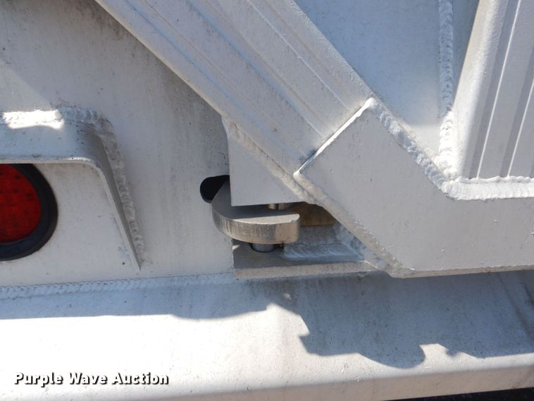 image for item DS8159 1993 Cornhusker  end dump pup trailer