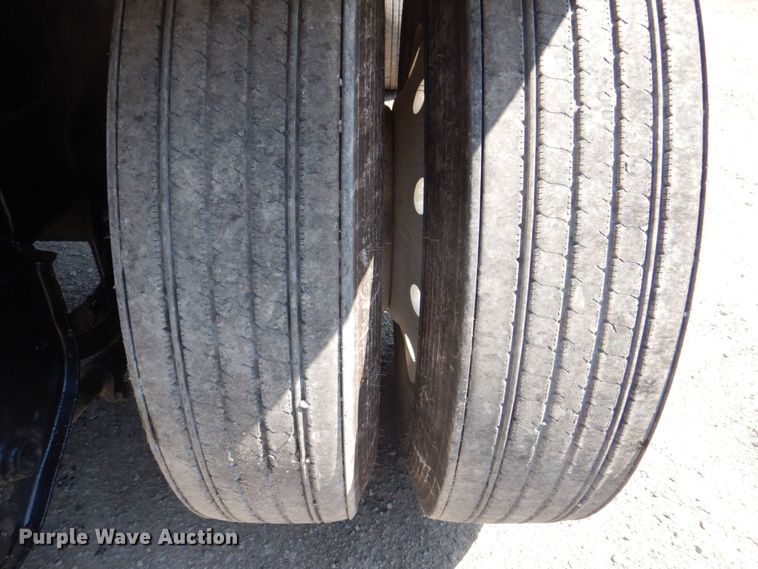 image for item DS8159 1993 Cornhusker  end dump pup trailer