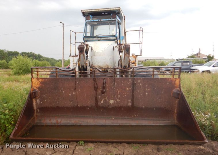 image for item DS8161 1973 Clark 175B  wheel loader