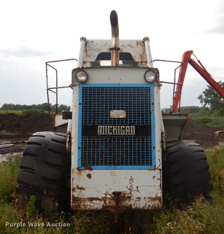 image for item DS8161 1973 Clark 175B  wheel loader