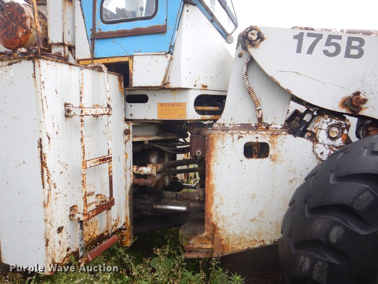 image for item DS8161 1973 Clark 175B  wheel loader