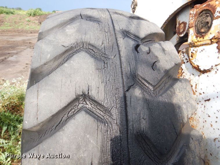 image for item DS8161 1973 Clark 175B  wheel loader