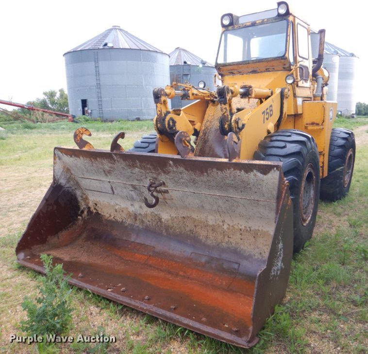 image for item DS8162 Clark 75B  wheel loader