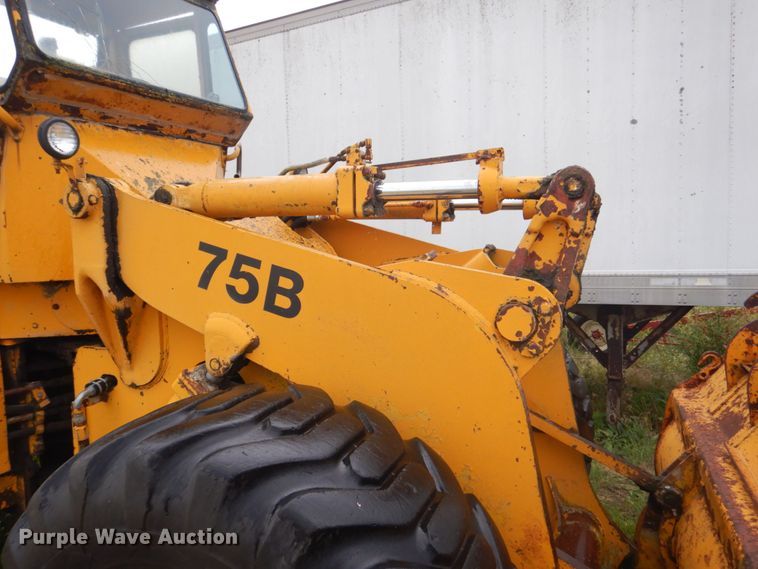 image for item DS8162 Clark 75B  wheel loader