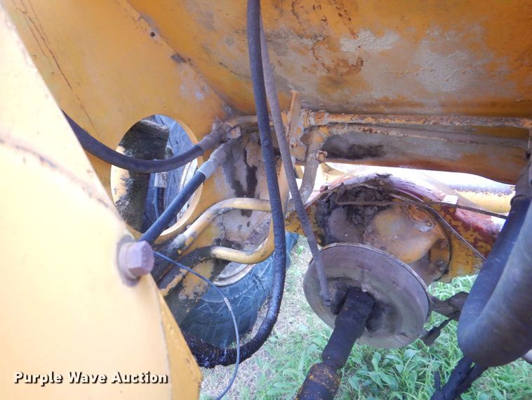 image for item DS8162 Clark 75B  wheel loader