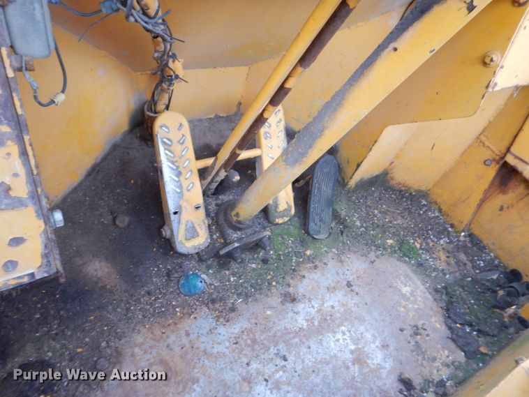image for item DS8162 Clark 75B  wheel loader