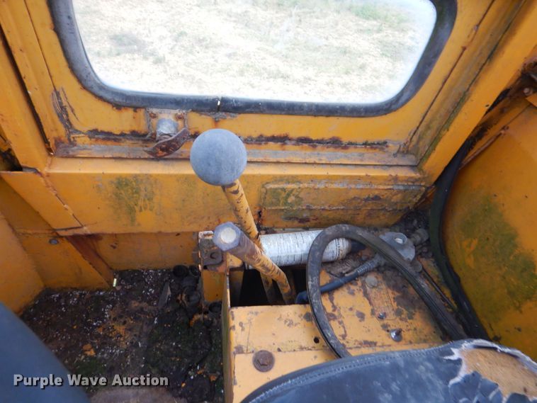 image for item DS8162 Clark 75B  wheel loader