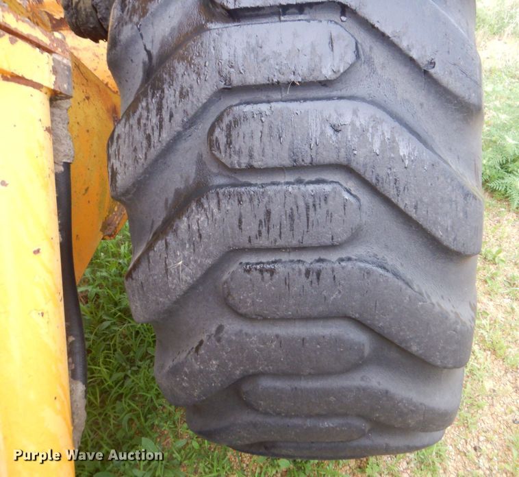 image for item DS8162 Clark 75B  wheel loader