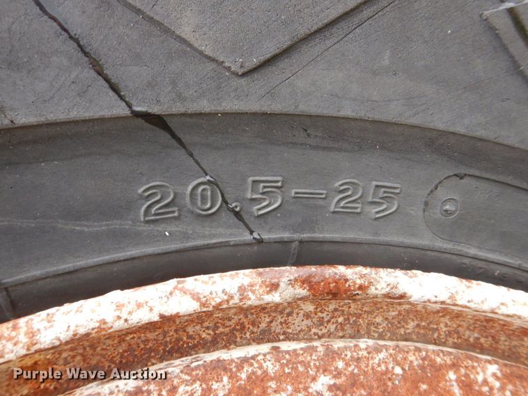 image for item DS8162 Clark 75B  wheel loader