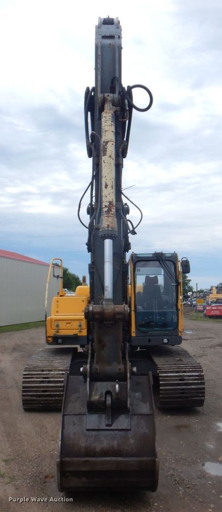 image for item DS8163 2005 Volvo EC210BLC  excavator