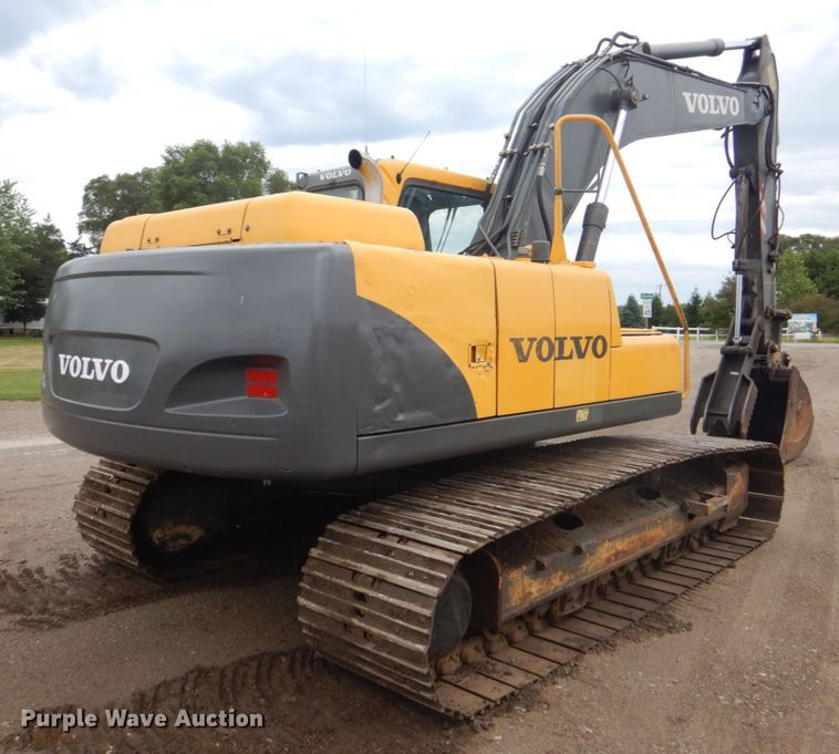 image for item DS8163 2005 Volvo EC210BLC  excavator