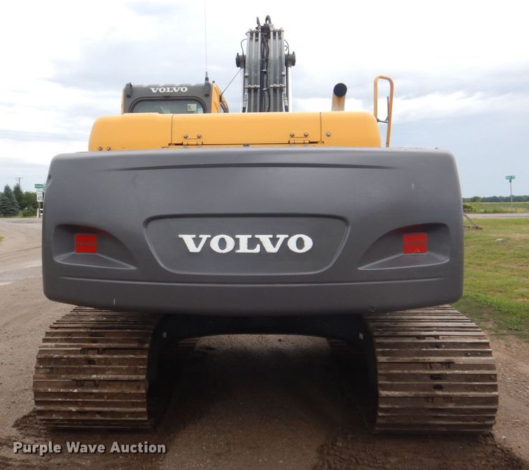 image for item DS8163 2005 Volvo EC210BLC  excavator