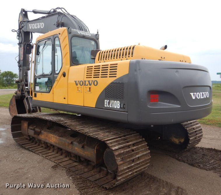 image for item DS8163 2005 Volvo EC210BLC  excavator