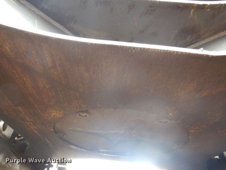 image for item DS8163 2005 Volvo EC210BLC  excavator