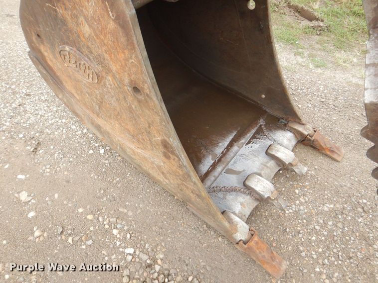 image for item DS8163 2005 Volvo EC210BLC  excavator