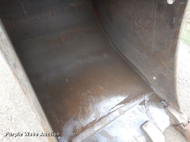 image for item DS8163 2005 Volvo EC210BLC  excavator