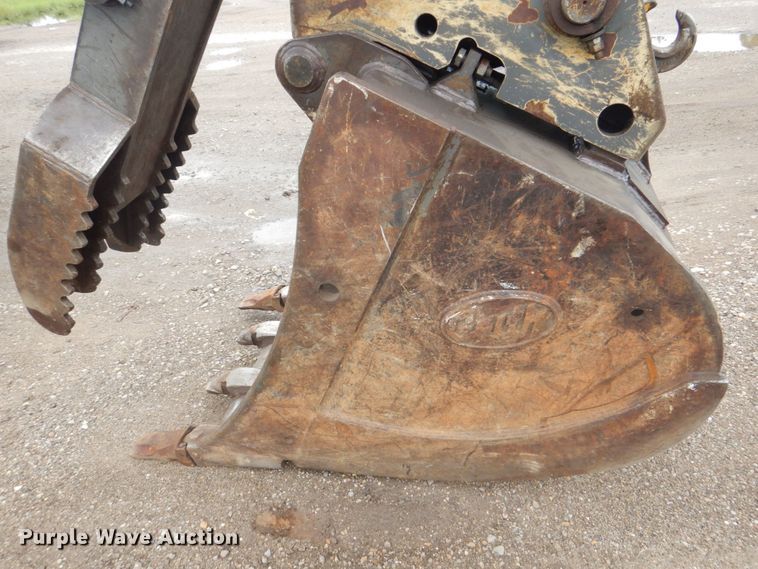 image for item DS8163 2005 Volvo EC210BLC  excavator