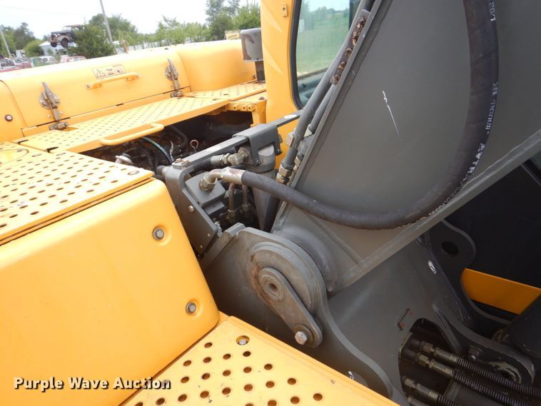image for item DS8163 2005 Volvo EC210BLC  excavator