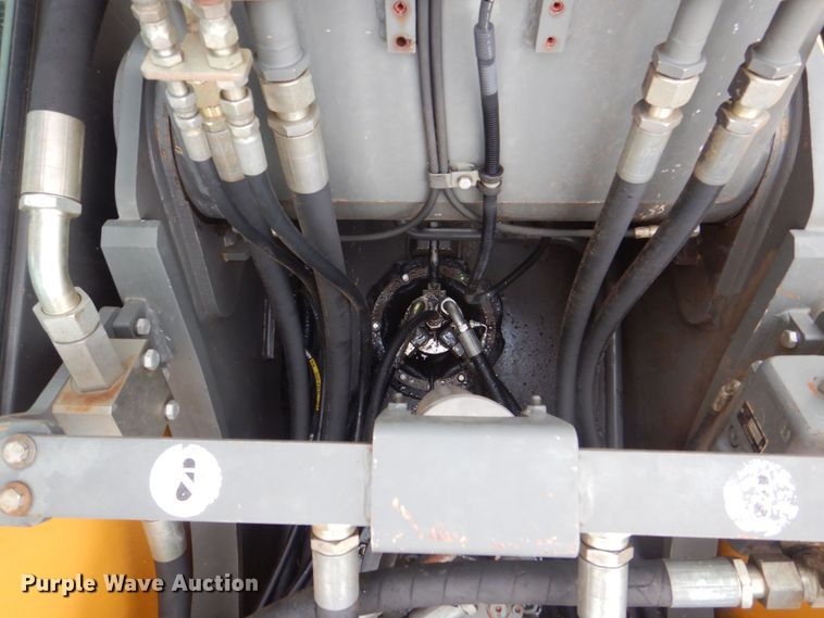 image for item DS8163 2005 Volvo EC210BLC  excavator