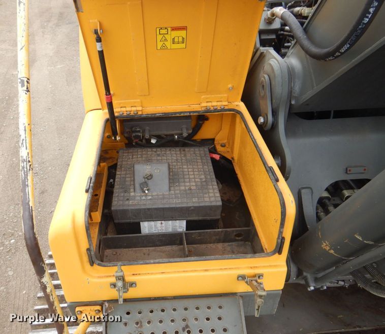 image for item DS8163 2005 Volvo EC210BLC  excavator