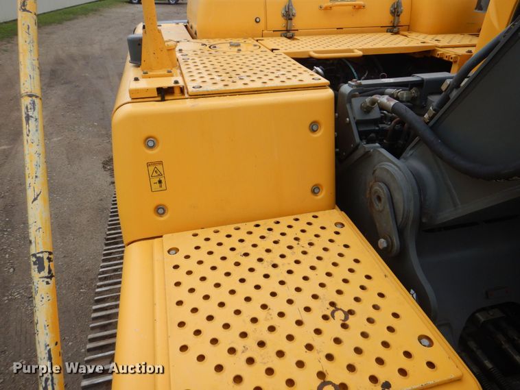 image for item DS8163 2005 Volvo EC210BLC  excavator