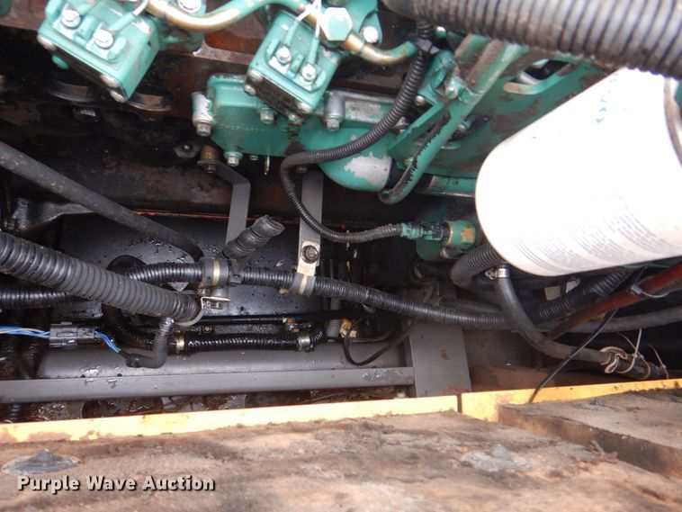 image for item DS8163 2005 Volvo EC210BLC  excavator