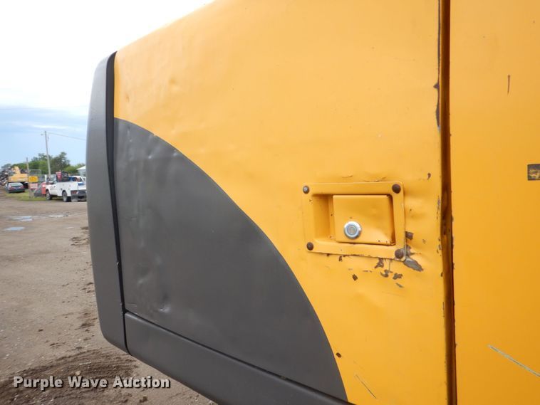 image for item DS8163 2005 Volvo EC210BLC  excavator