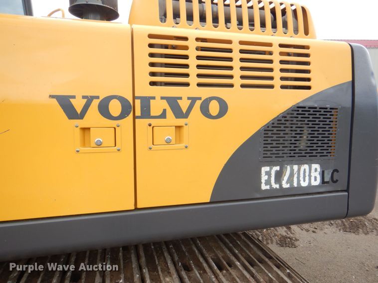 image for item DS8163 2005 Volvo EC210BLC  excavator