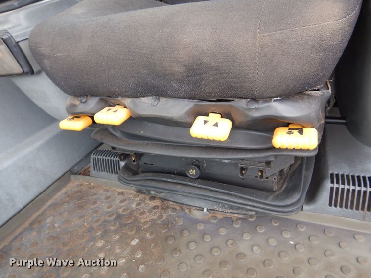 image for item DS8163 2005 Volvo EC210BLC  excavator