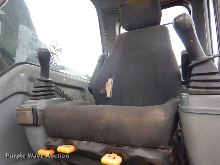 image for item DS8163 2005 Volvo EC210BLC  excavator