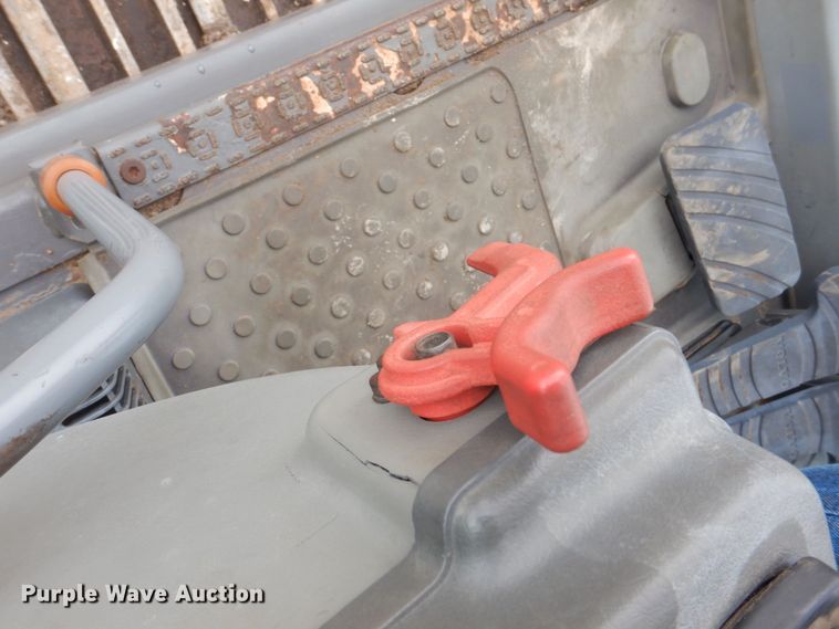 image for item DS8163 2005 Volvo EC210BLC  excavator