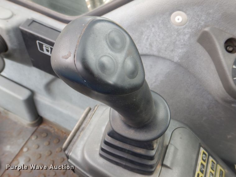 image for item DS8163 2005 Volvo EC210BLC  excavator